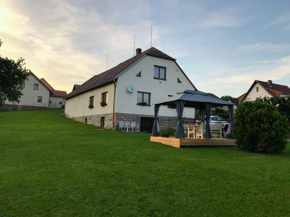 Rozboudovec Villa Kremze Exterior photo